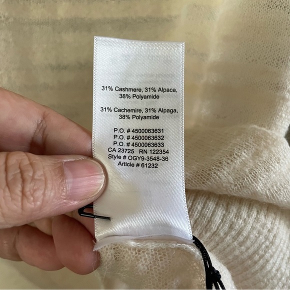 1-01 BABATON Cashmere Alpaca Blend Turtleneck Sweater Thin Knit Cream S NWOT B19 - Picture 6 of 10